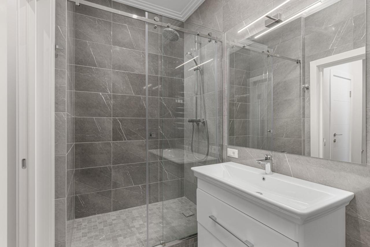 Sea Symphony 2-Bedrooms Apartment オデッサ エクステリア 写真