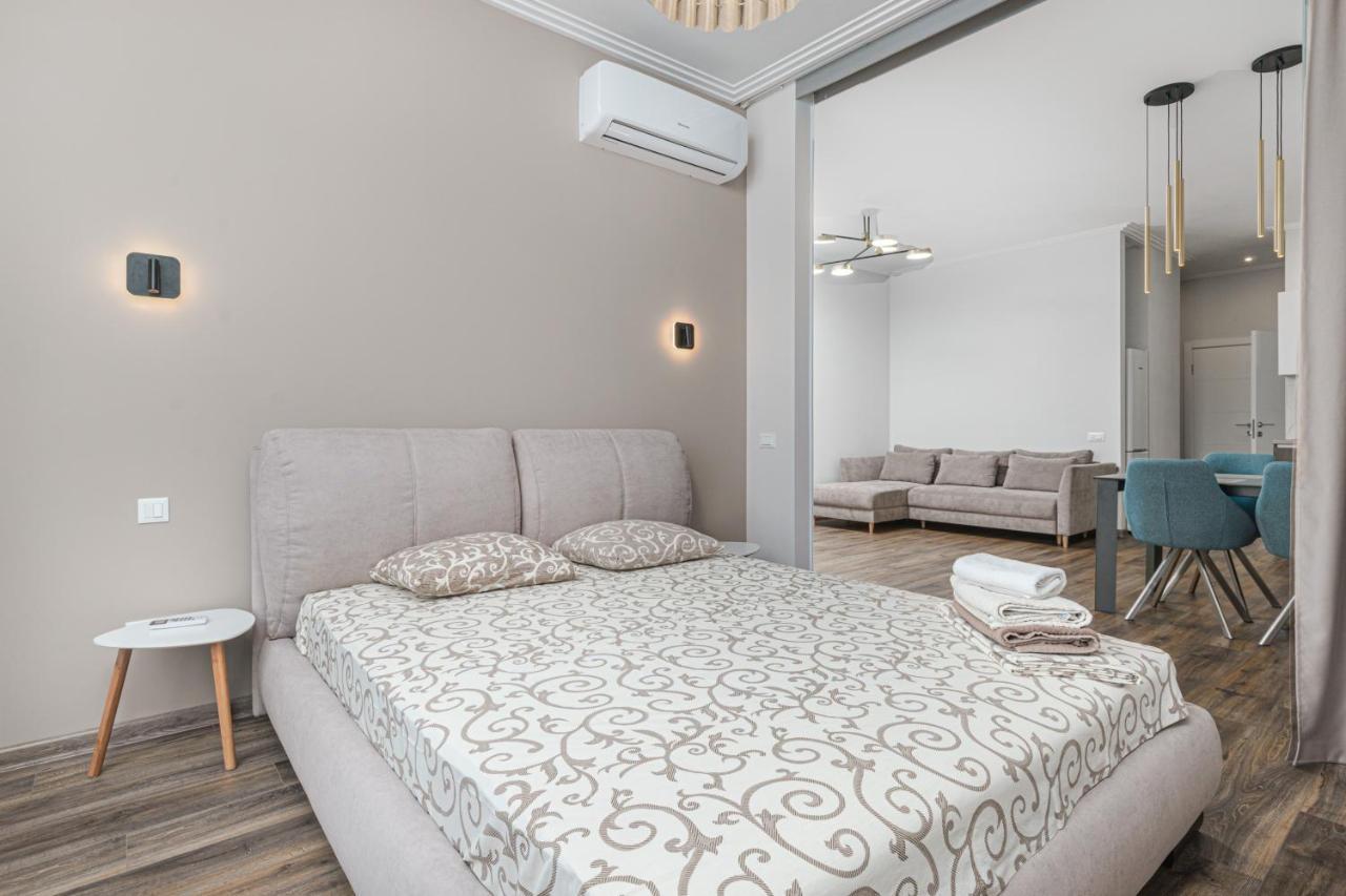 Sea Symphony 2-Bedrooms Apartment オデッサ エクステリア 写真