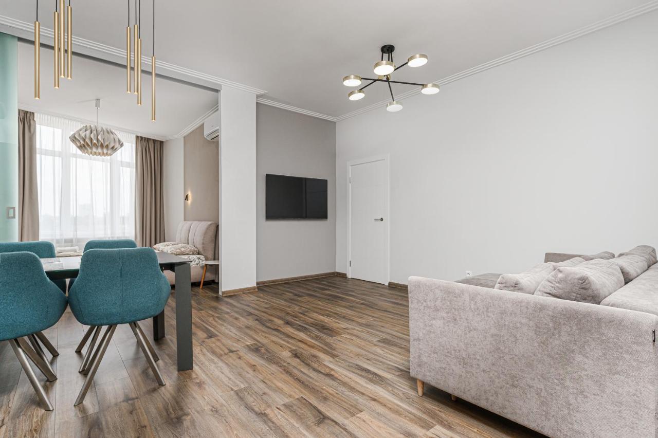 Sea Symphony 2-Bedrooms Apartment オデッサ エクステリア 写真